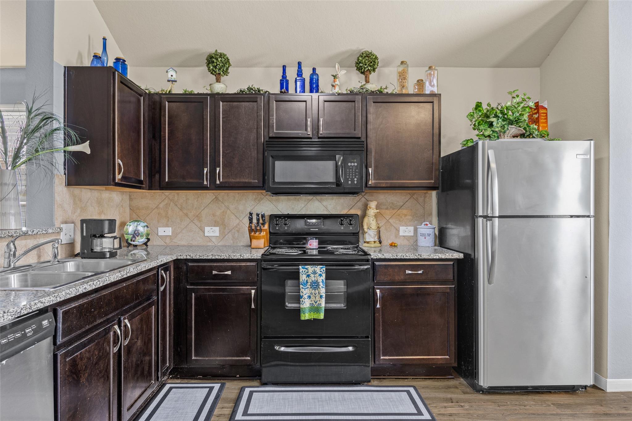 12113 Stoneridge Gap LN — photo 3