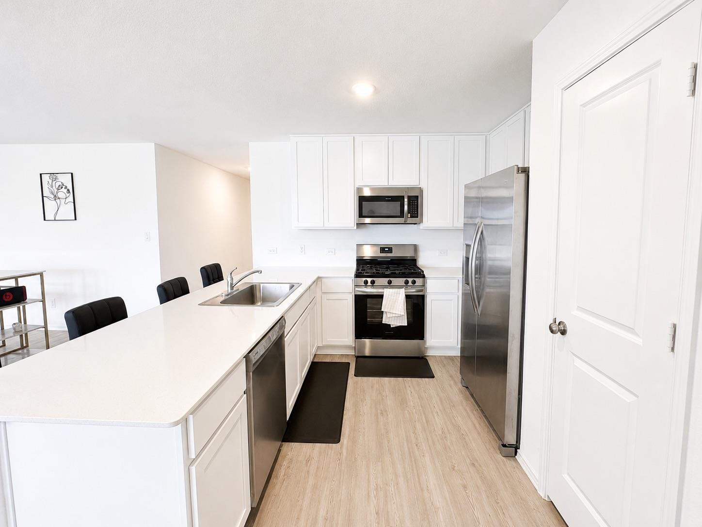 11212 Superior Bay LN — photo 3