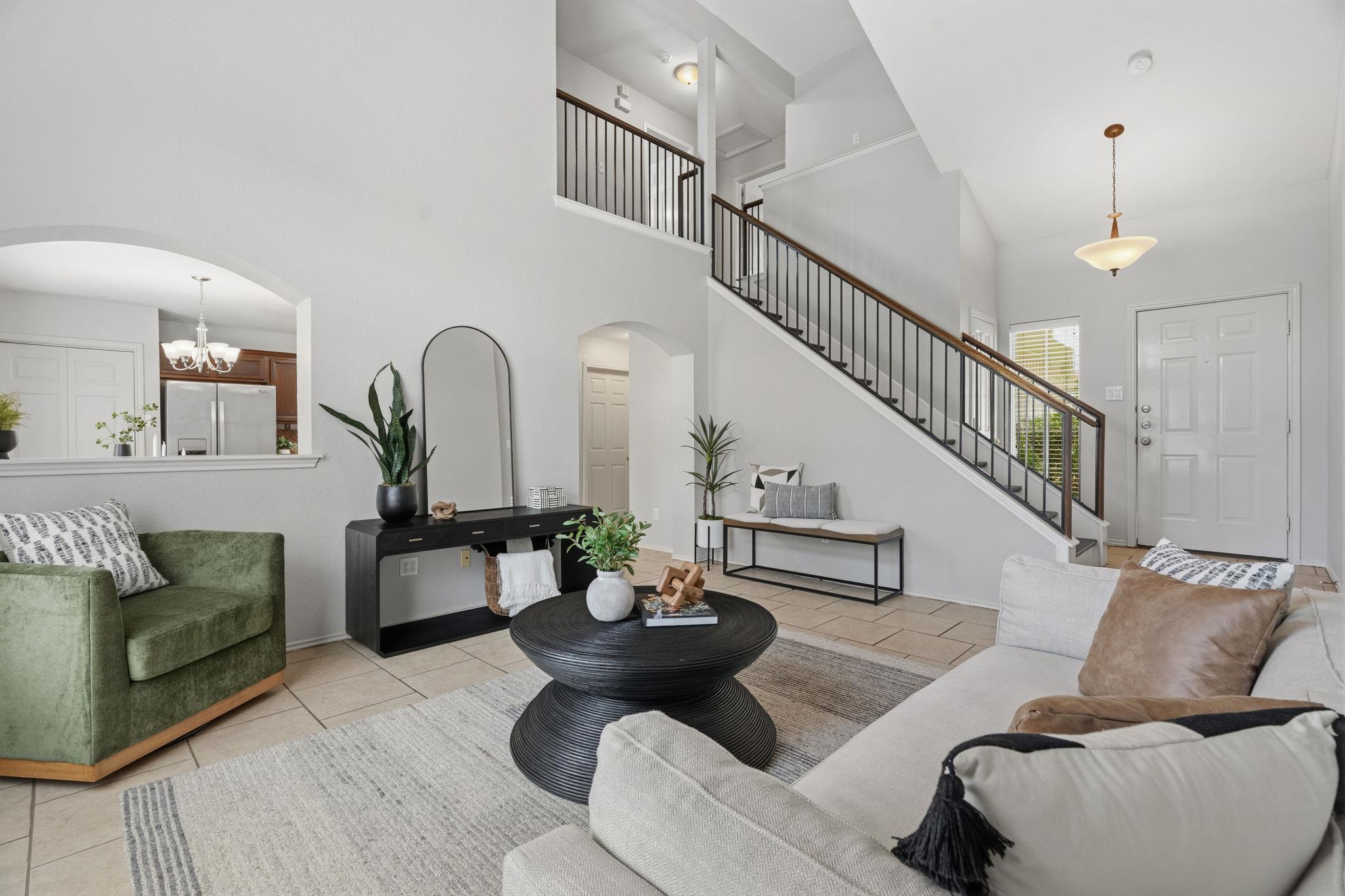 560 Woodsorrel WAY — photo 3