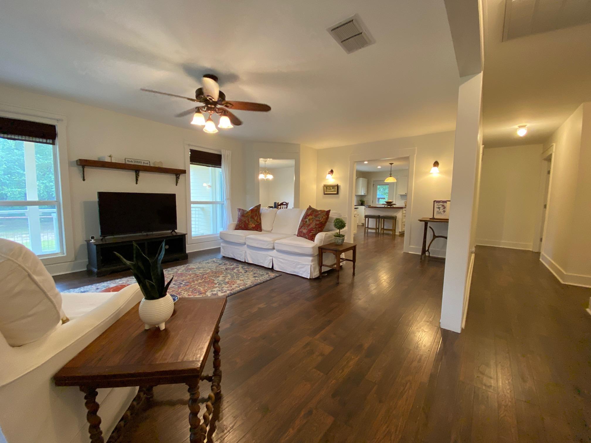 306 Plainview RD — photo 4