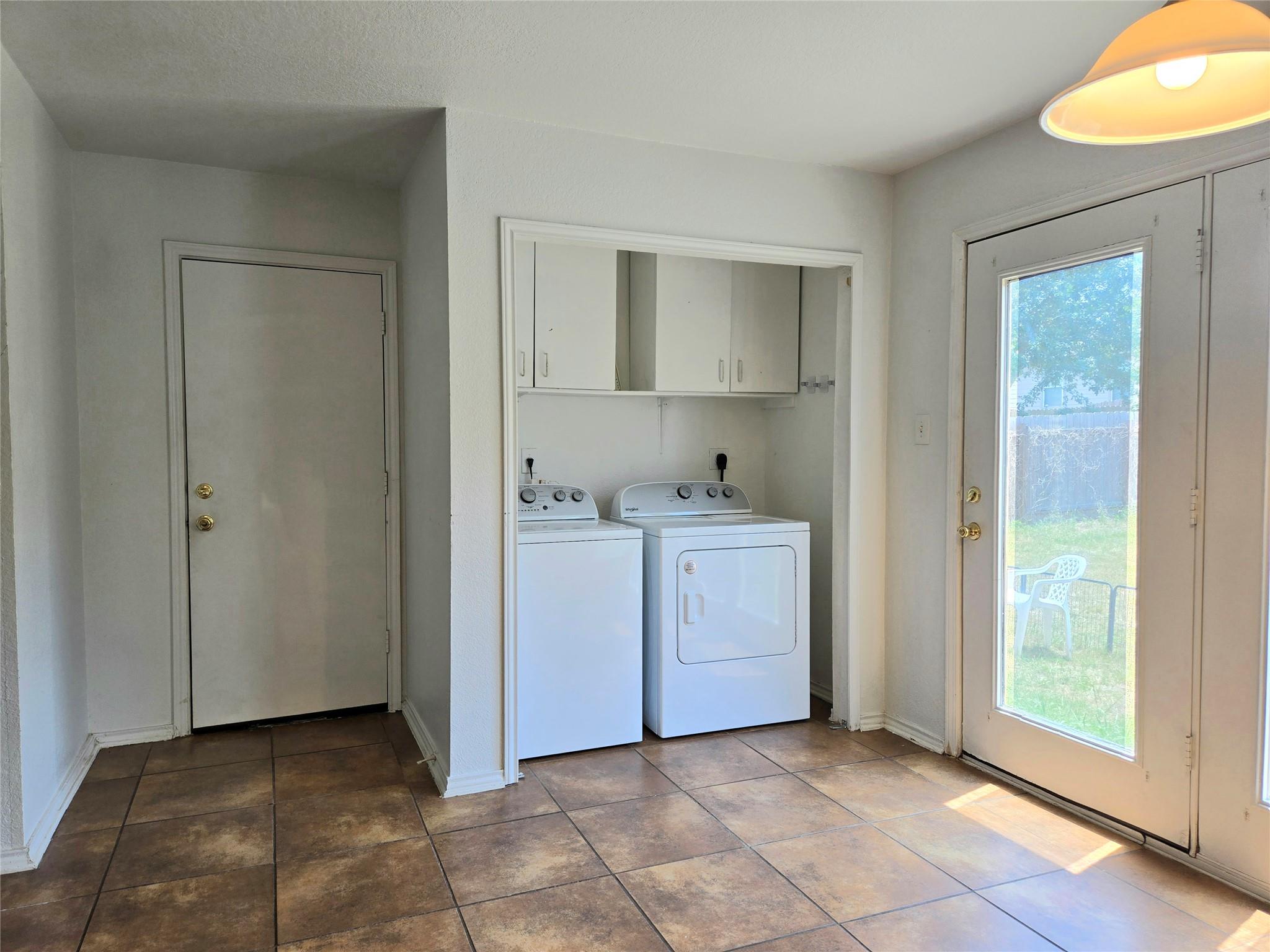 161 Beech DR — photo 5