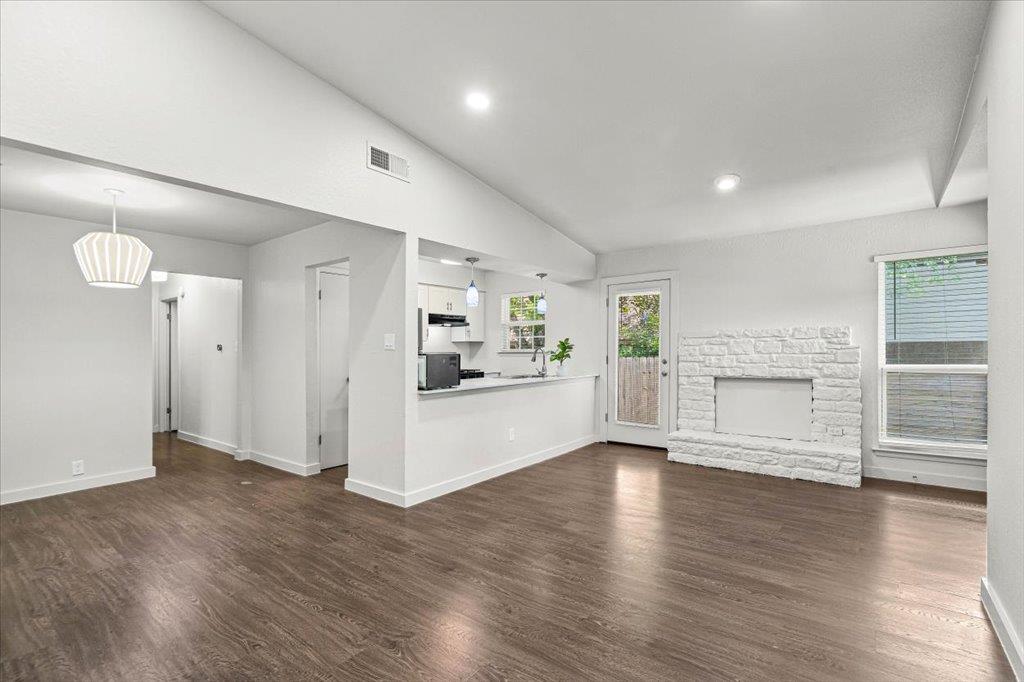 826 King Albert ST #B — photo 4