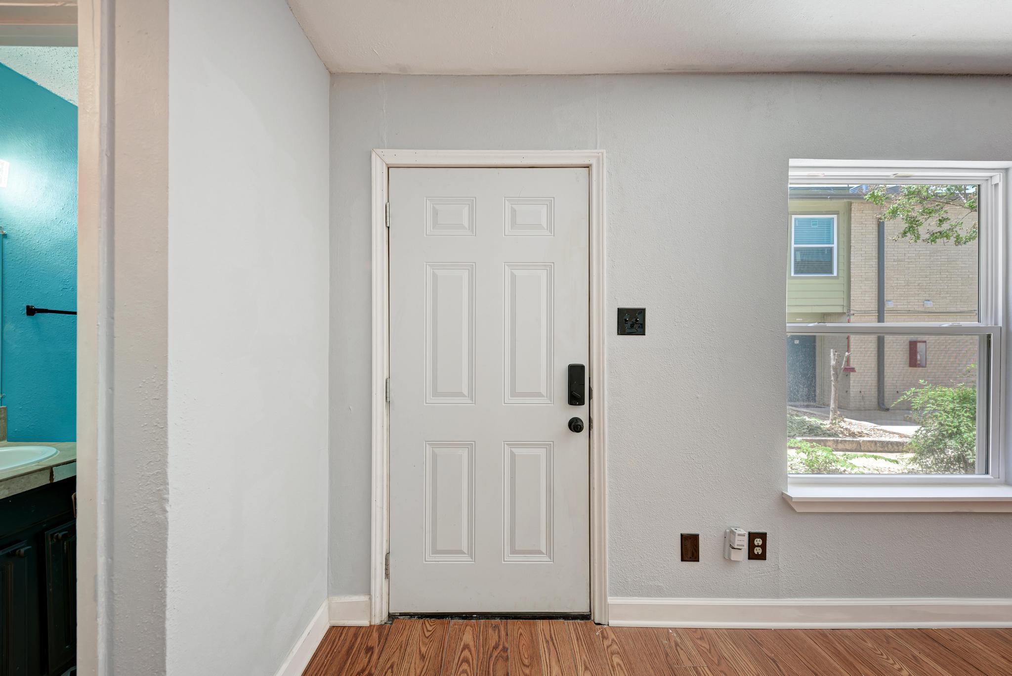 2124 Burton DR #136 — photo 4