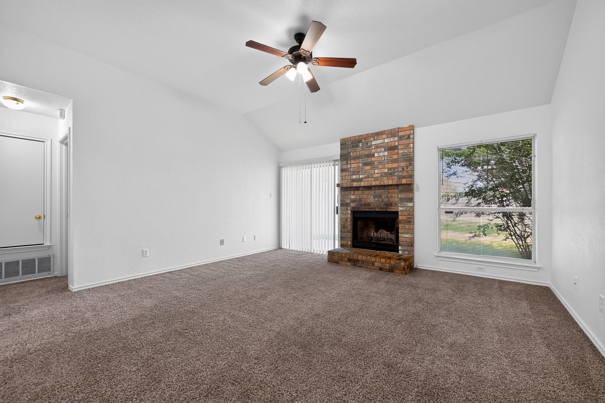 3015 O W Curry DR — photo 3
