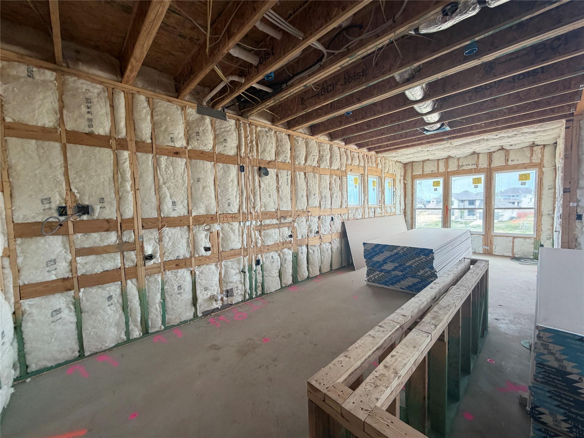 100 Uphill DR — photo 3