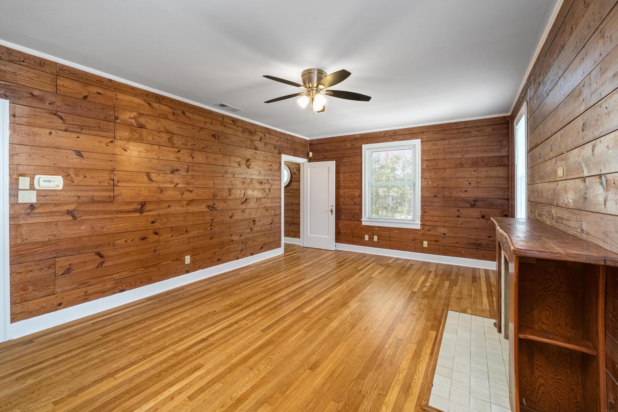2012 Enfield RD #Unit B — photo 5