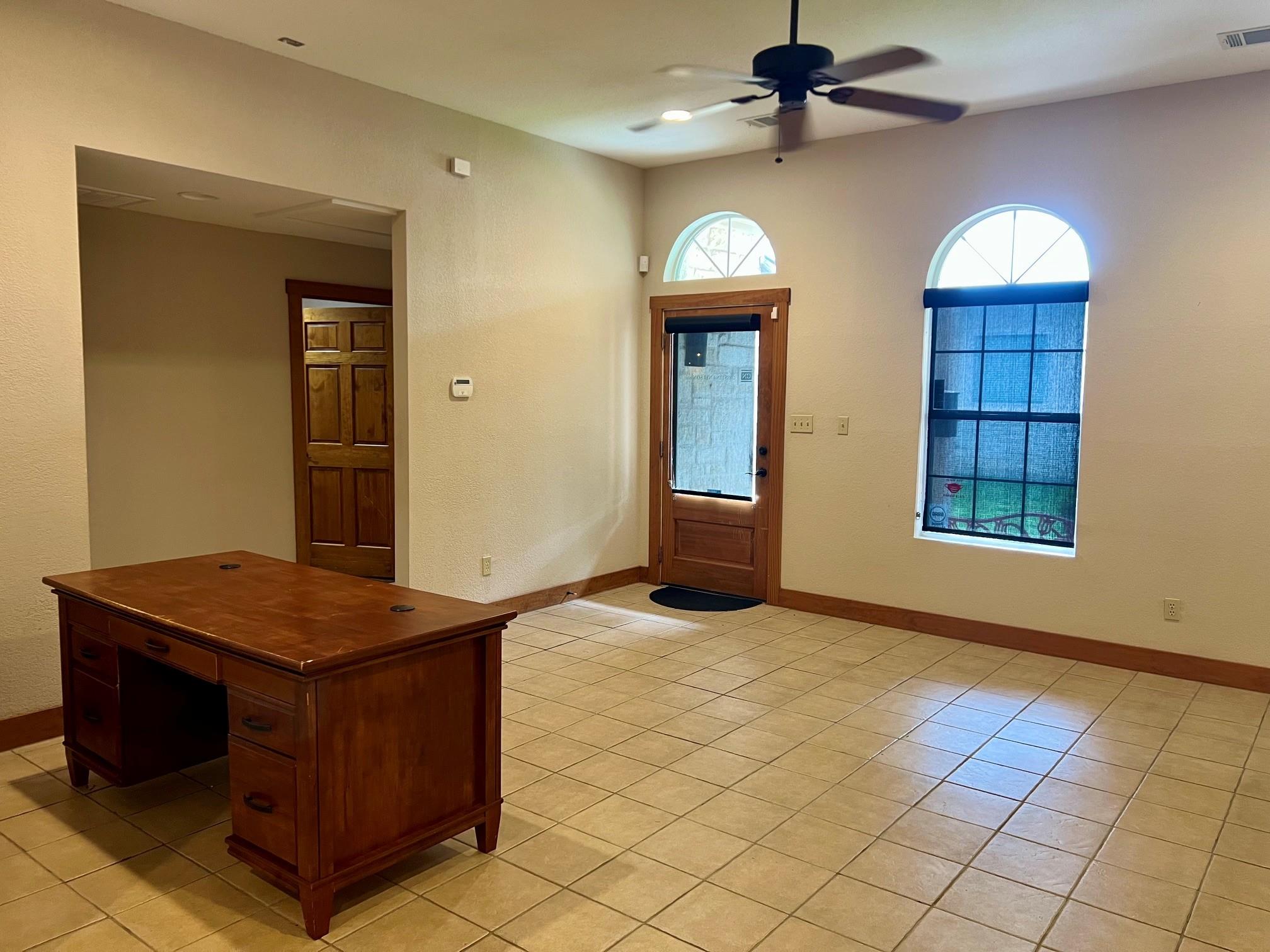 2440 E HWY 290 #B — photo 4