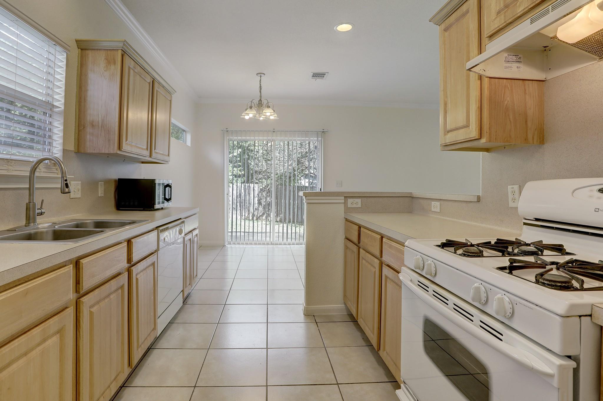 308 Blackson Ave #A — photo 5