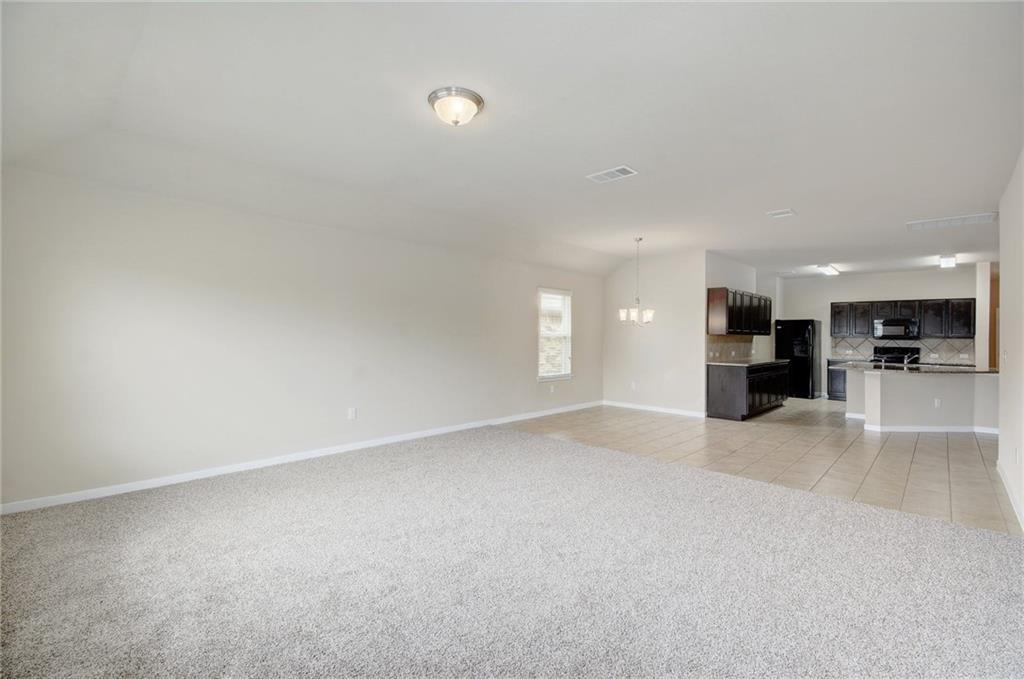 5817 Roderick DR — photo 5