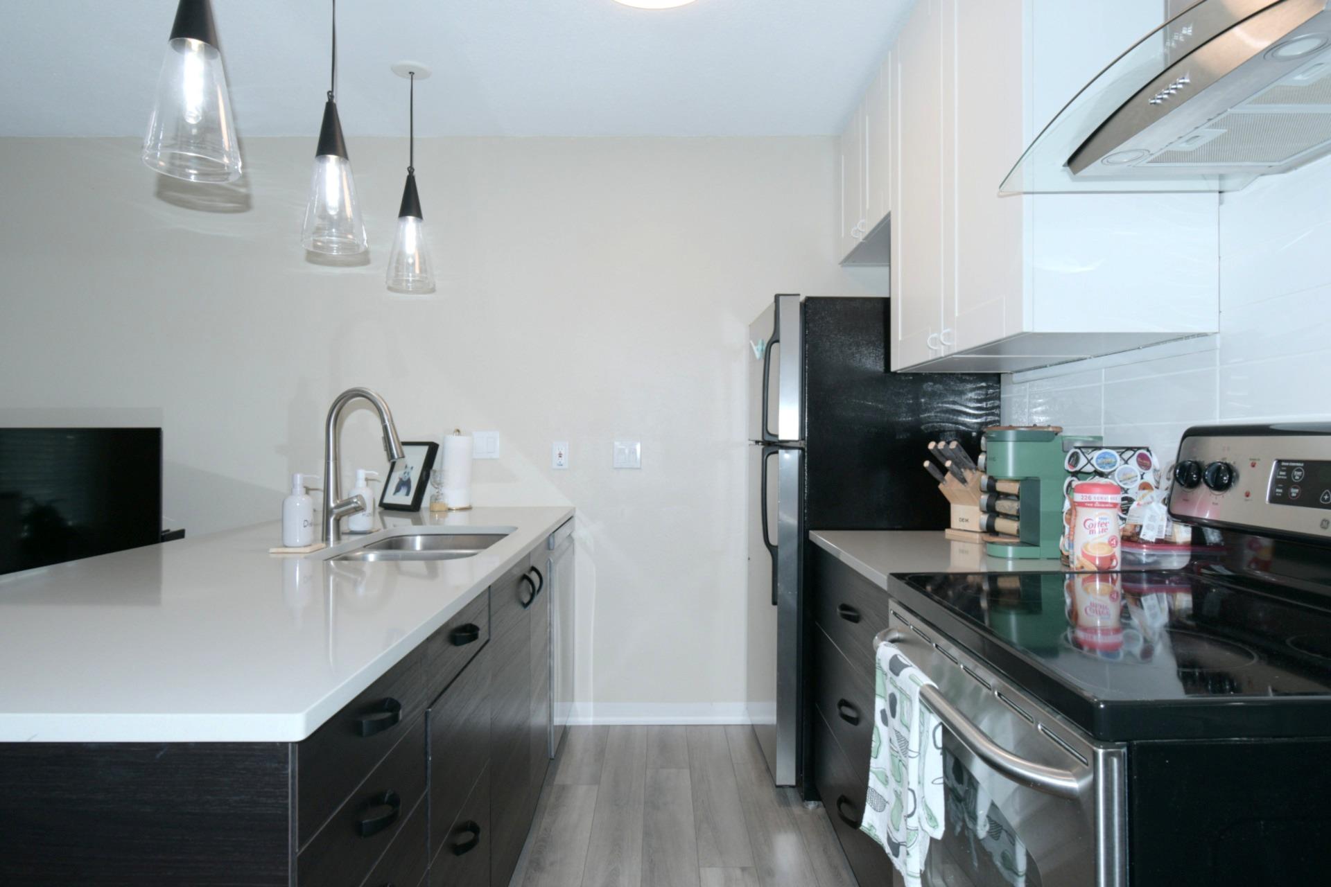 2302 East Side DR #6 — photo 3