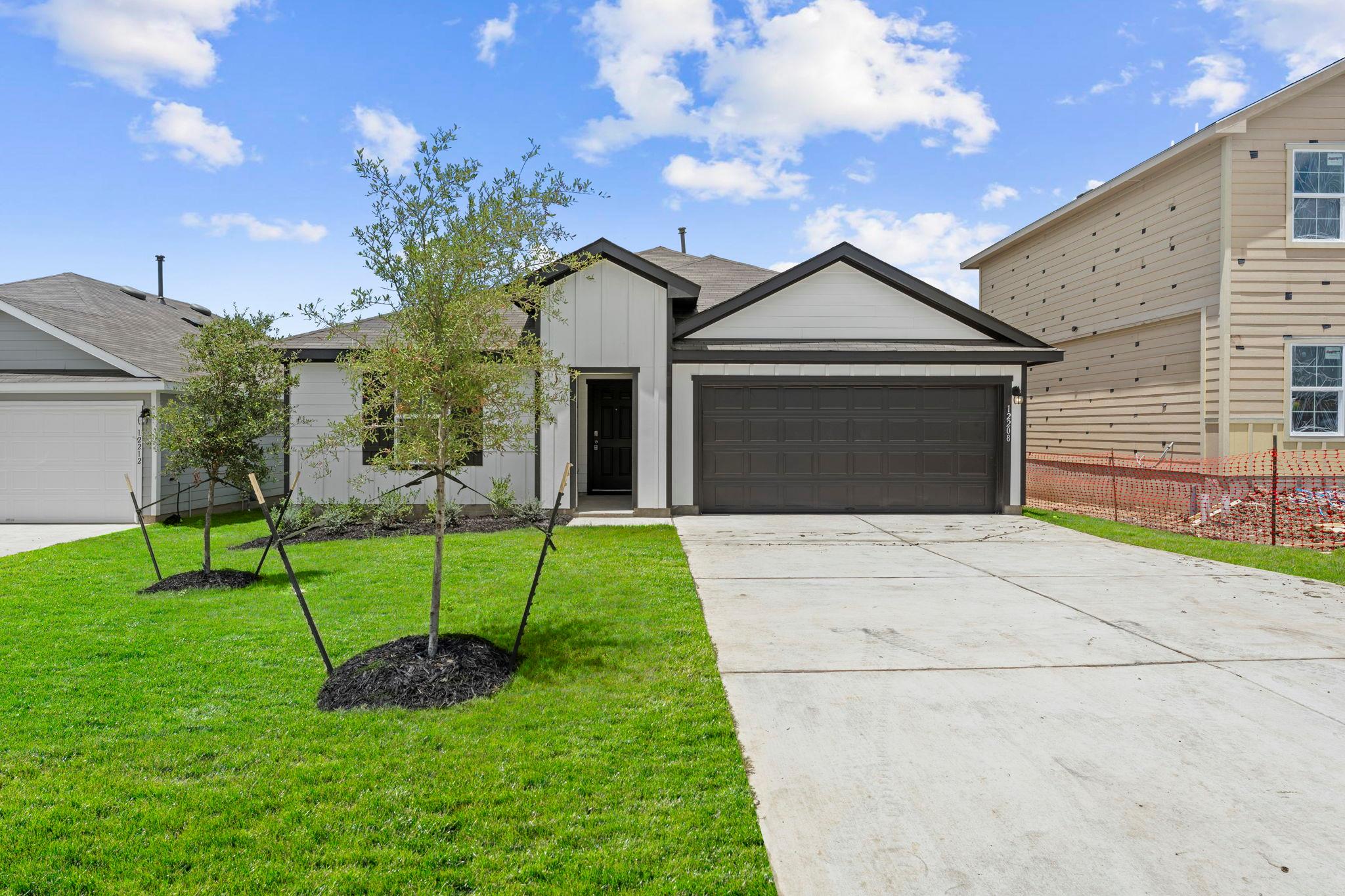 12208 Silverton Tree BND