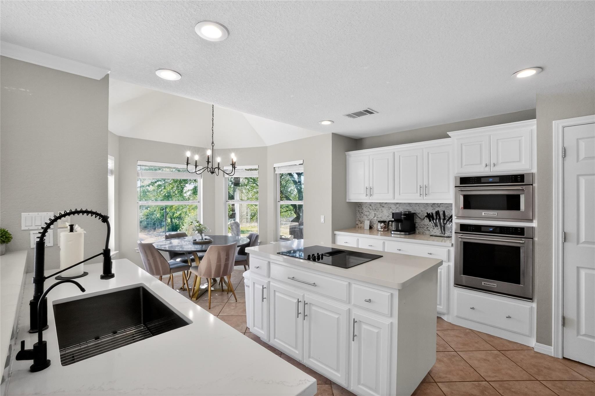 13624 Trautwein RD — photo 4