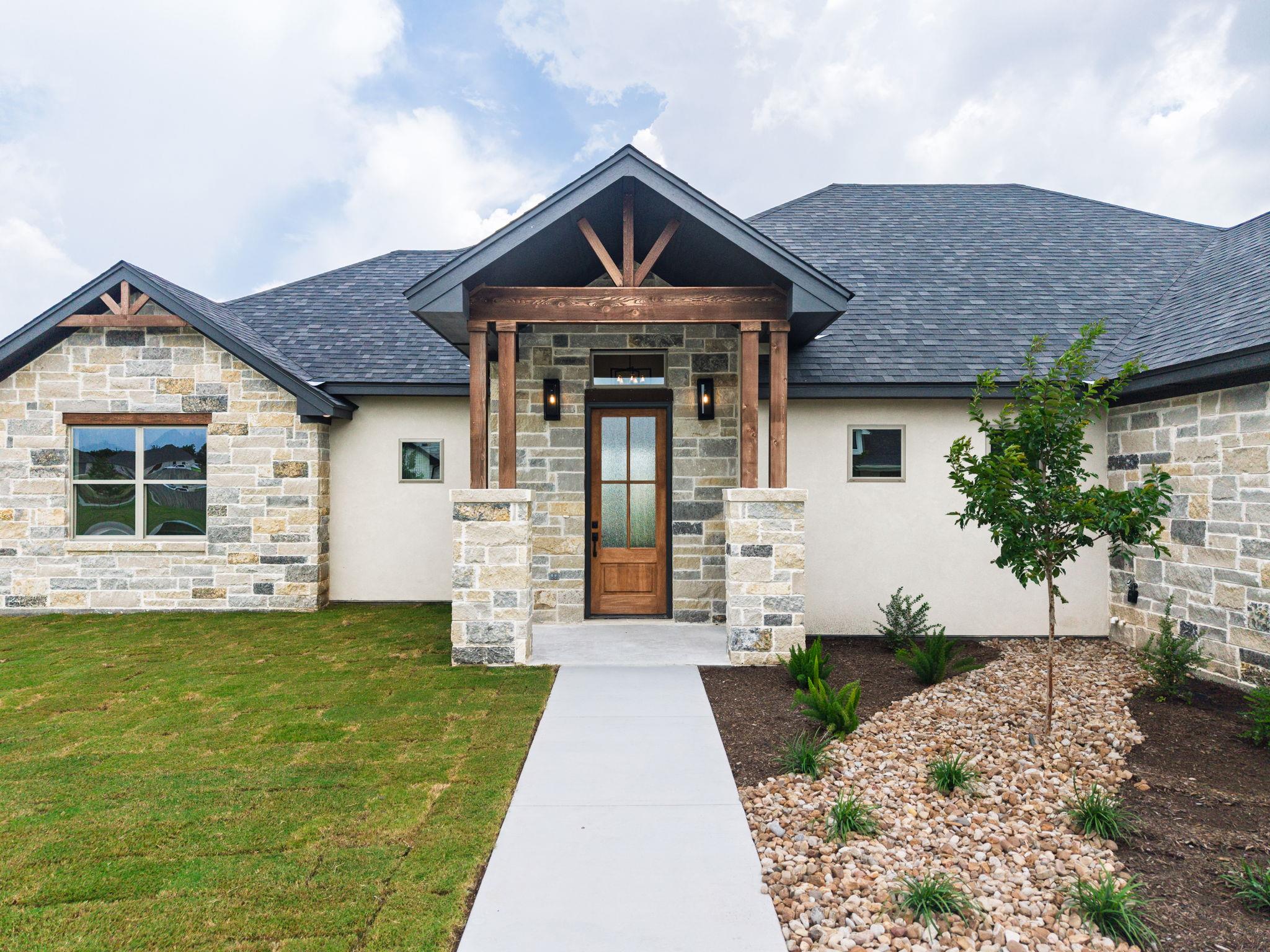 11043 Eagle Walk BLVD