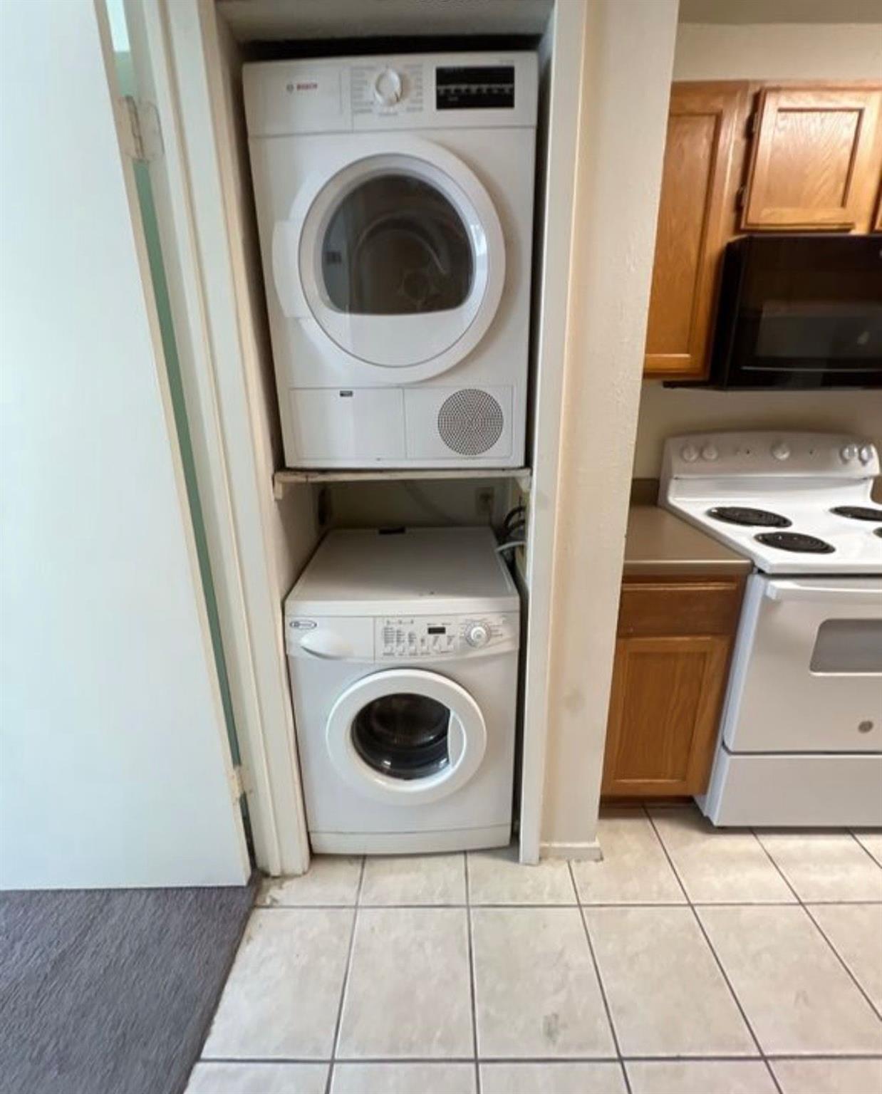 3115 Helms ST #111 — photo 4