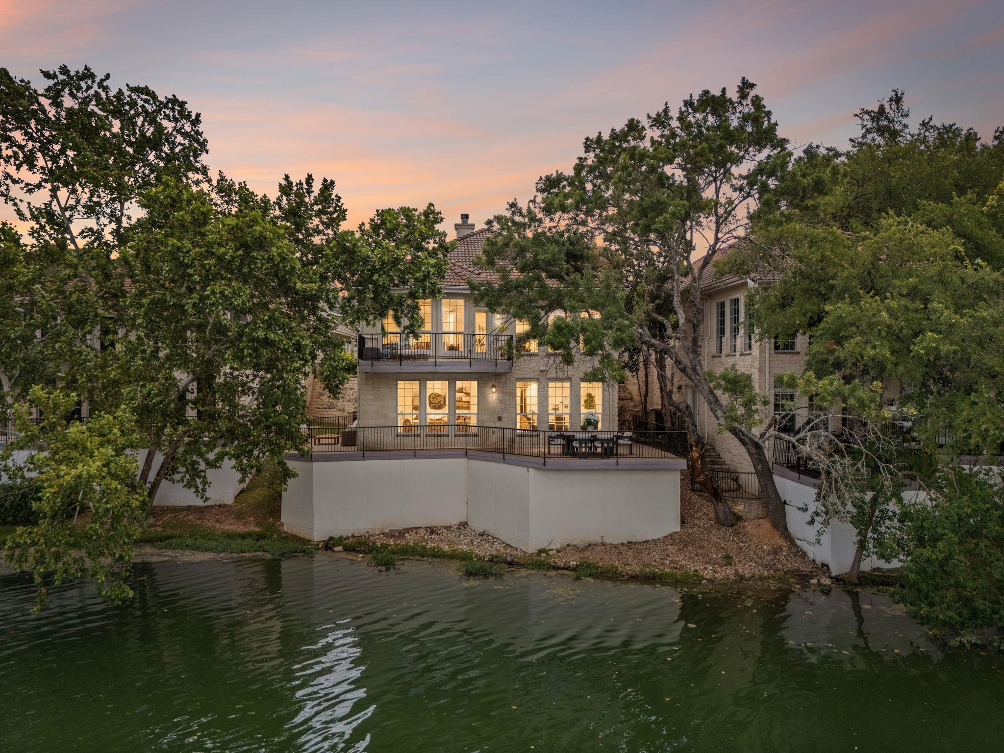 347 The Hills DR