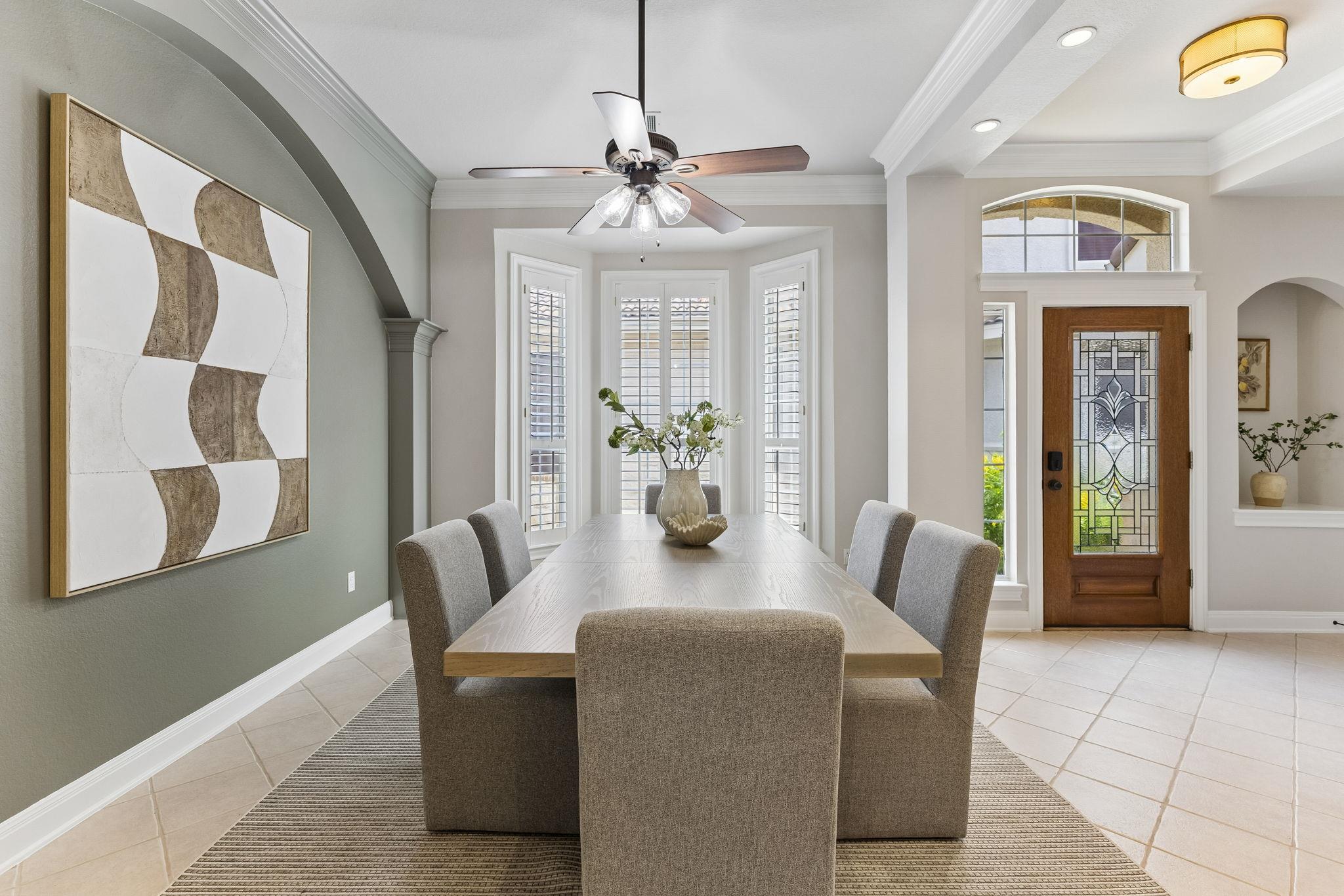 347 The Hills DR — photo 5