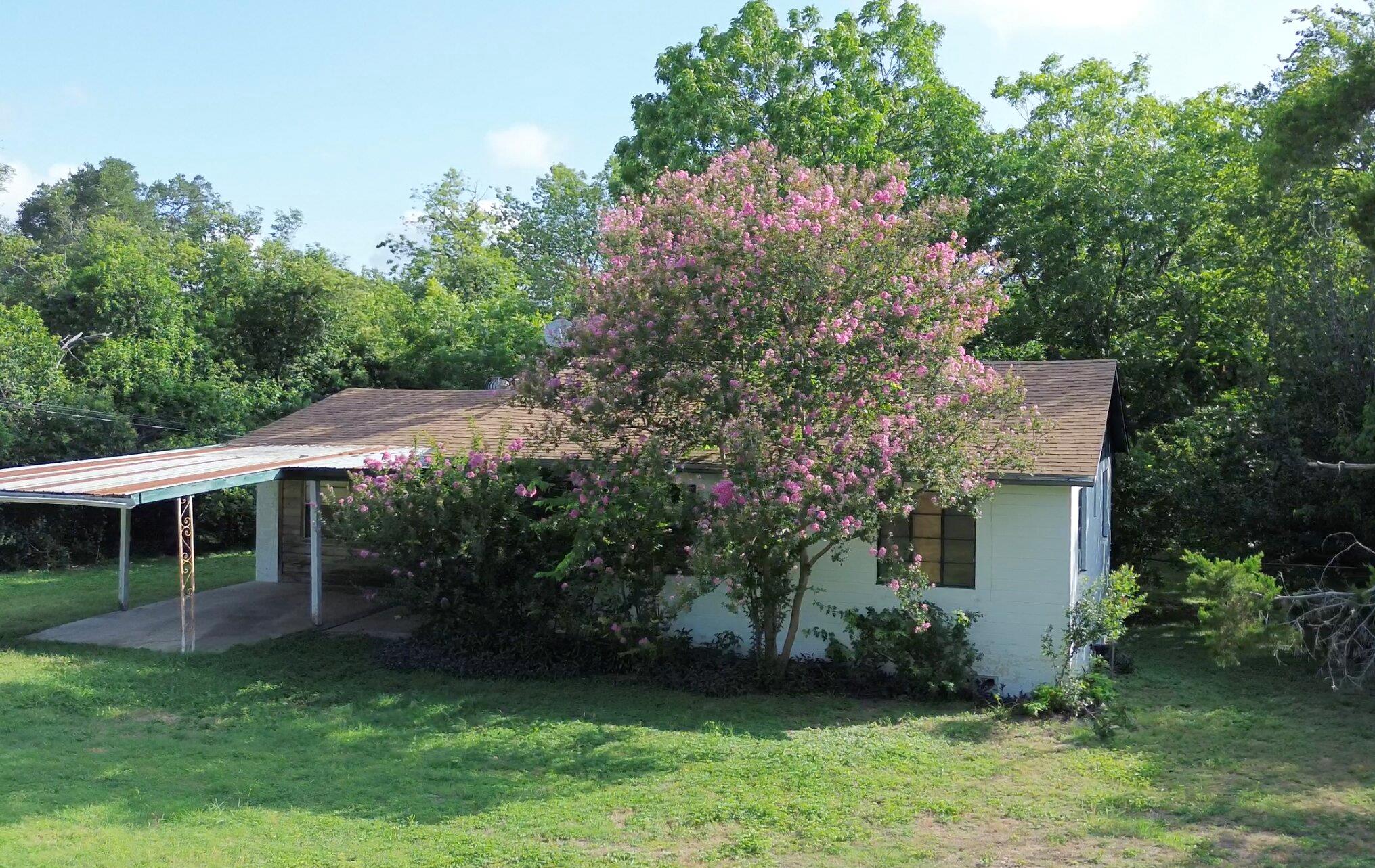 1806 Fortview RD — photo 3