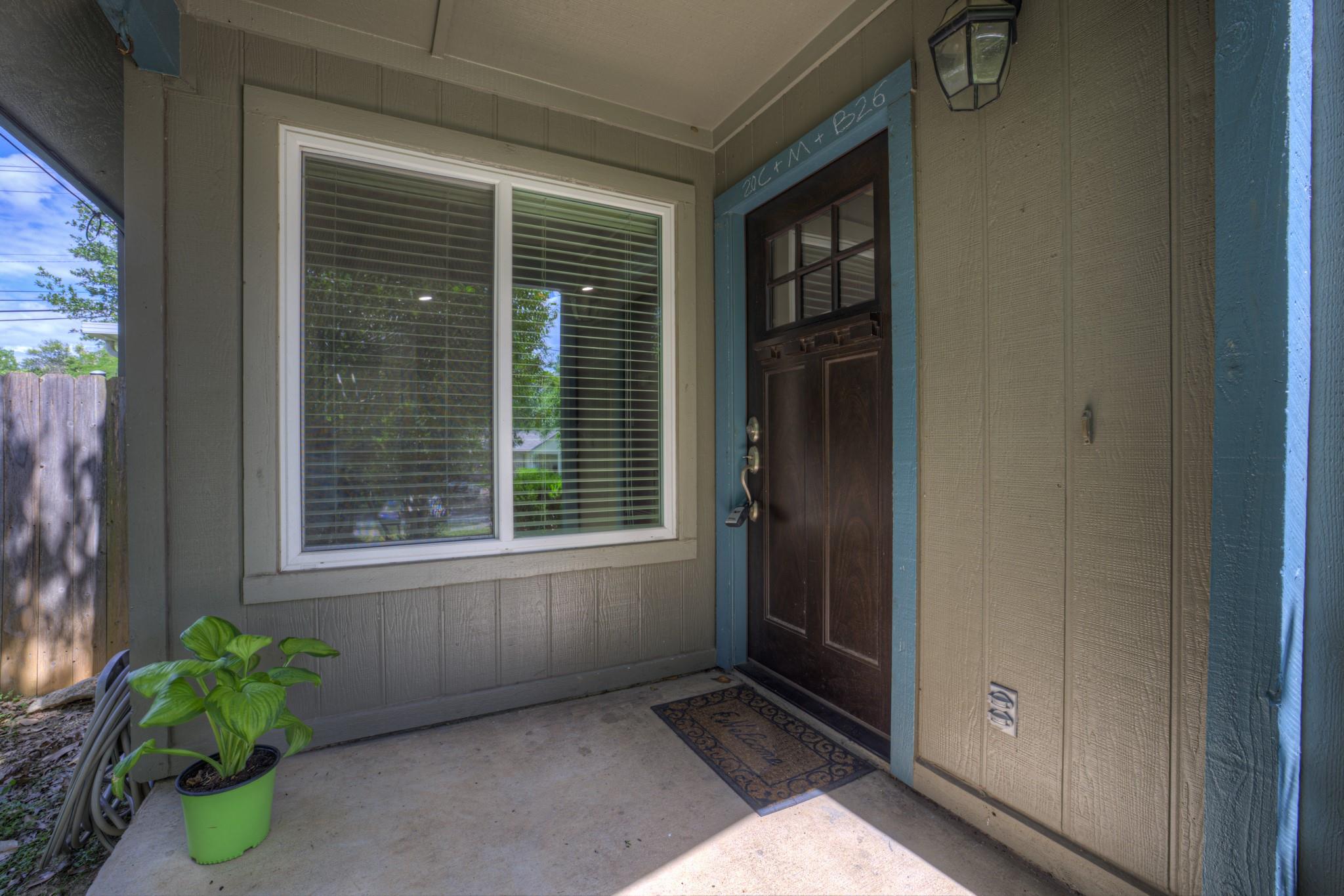 1905 Castle Gate CIR — photo 3