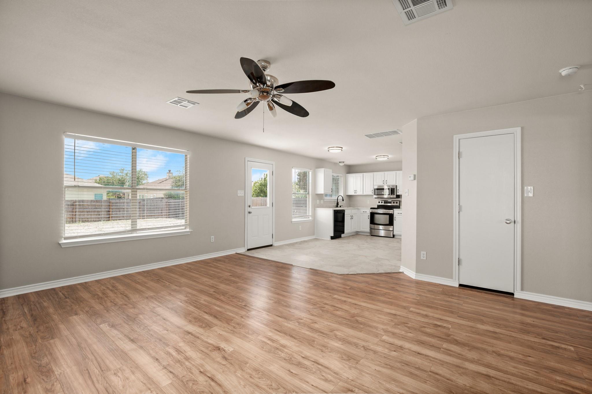 219 Brown ST — photo 4