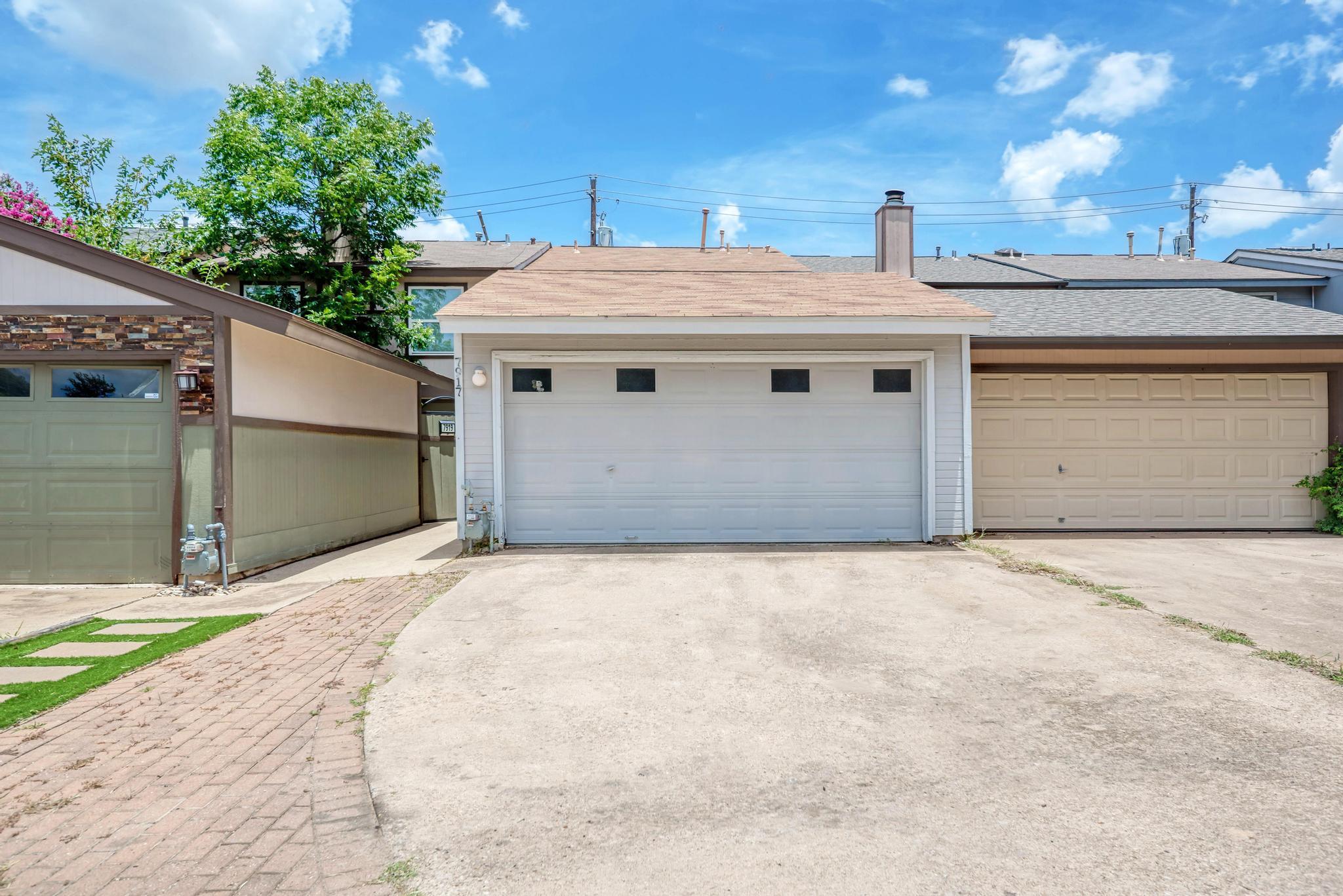 7917 Parliament PL — photo 3