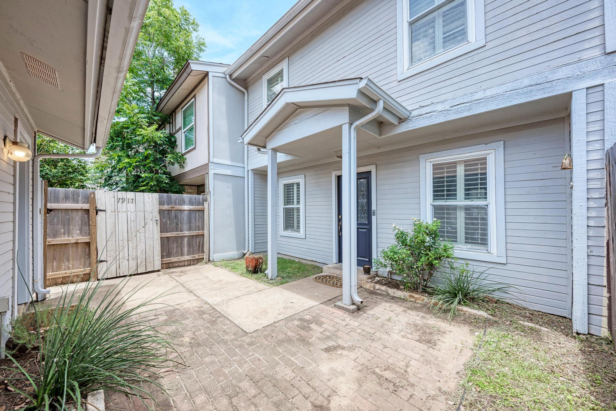 7917 Parliament PL — photo 5