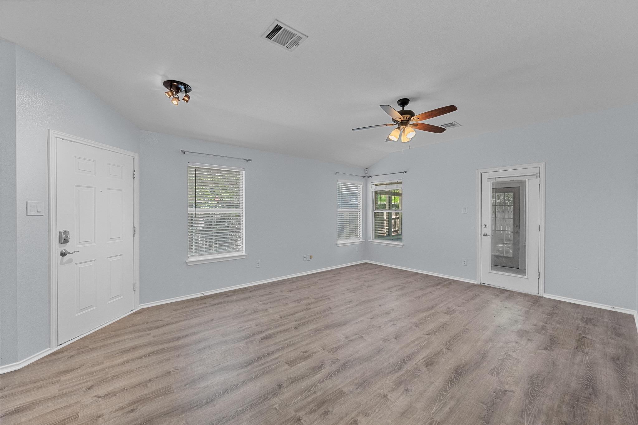 17505 Bishopsgate DR — photo 3