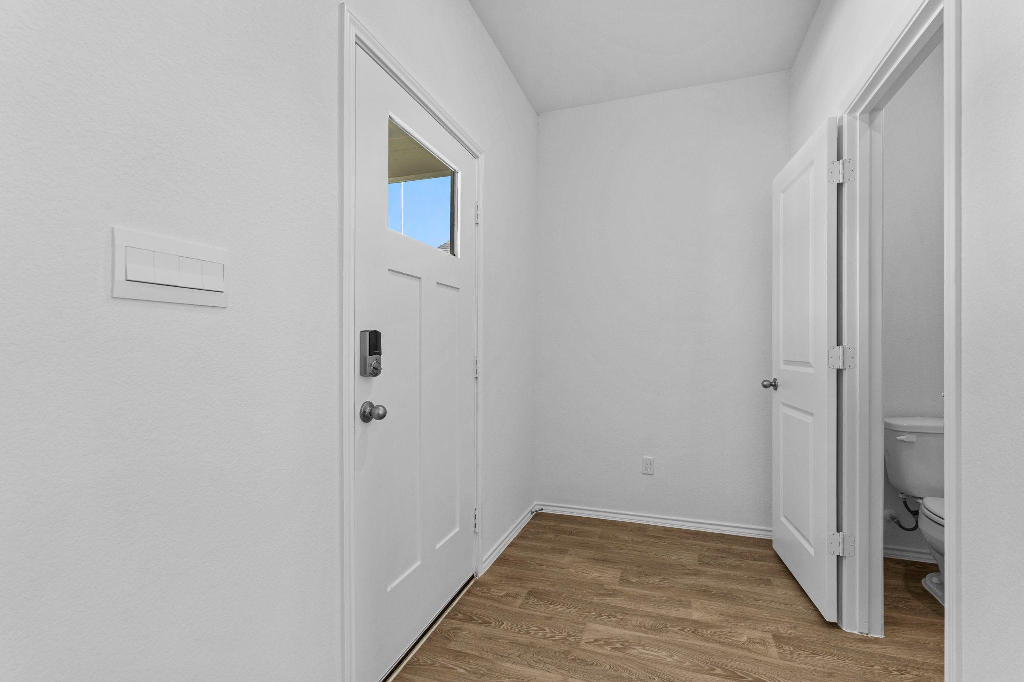 304 Constanza TRL — photo 3
