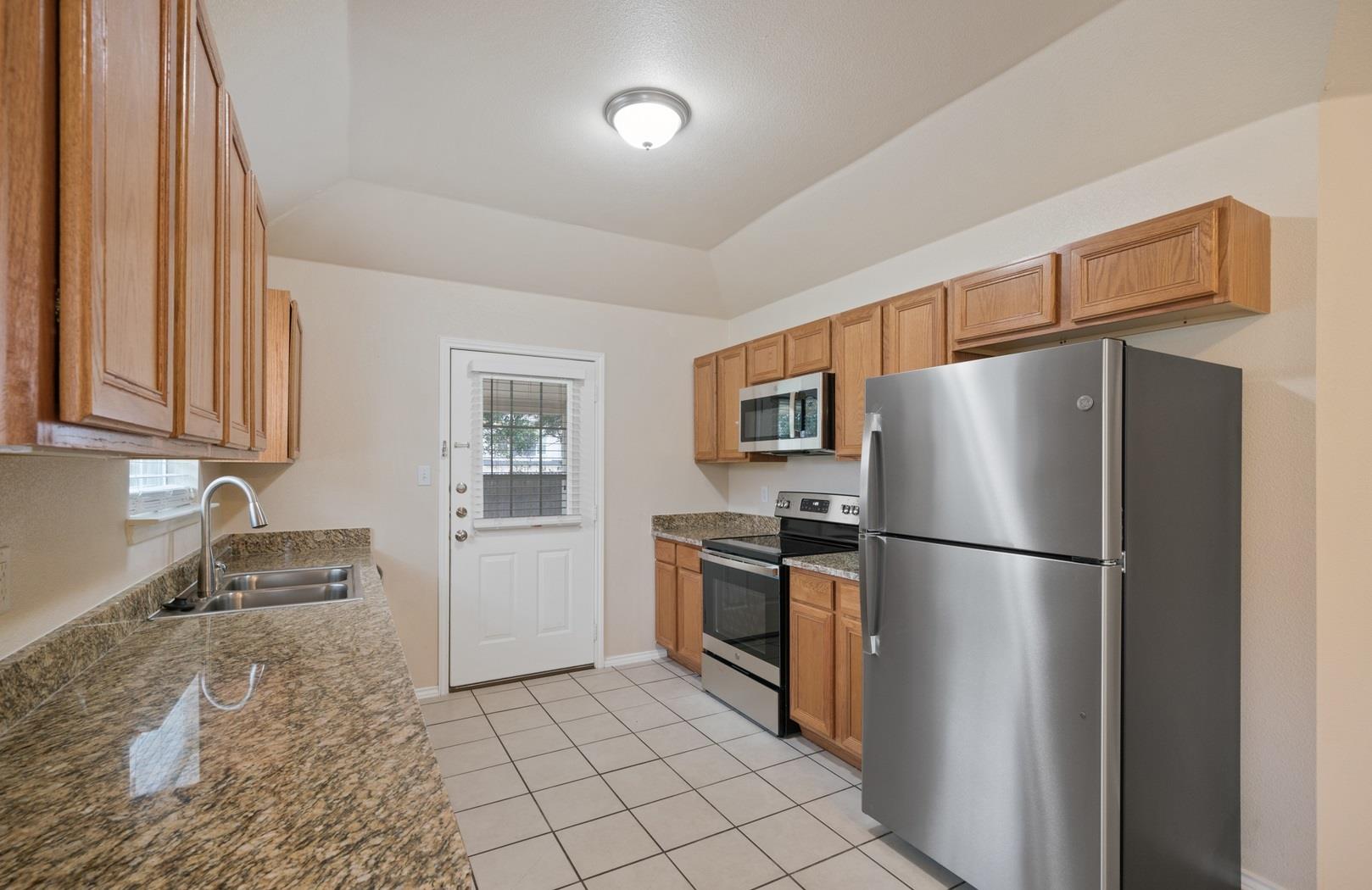 236 Rosalie DR — photo 4