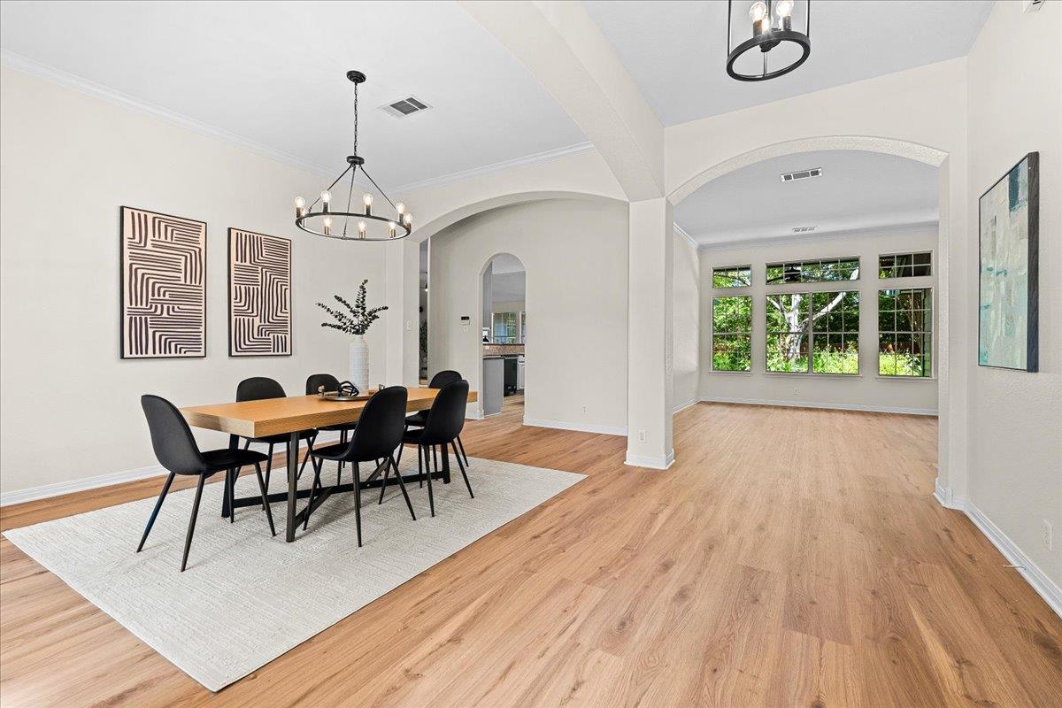 2513 Niemann DR — photo 4