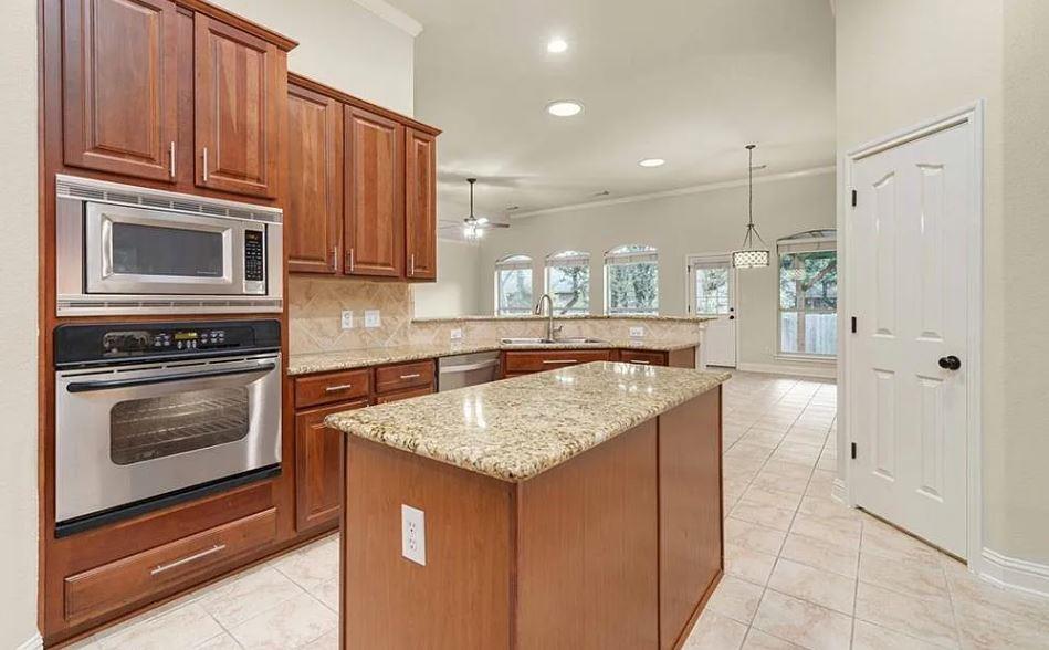 11405 Larue Belle LN — photo 5