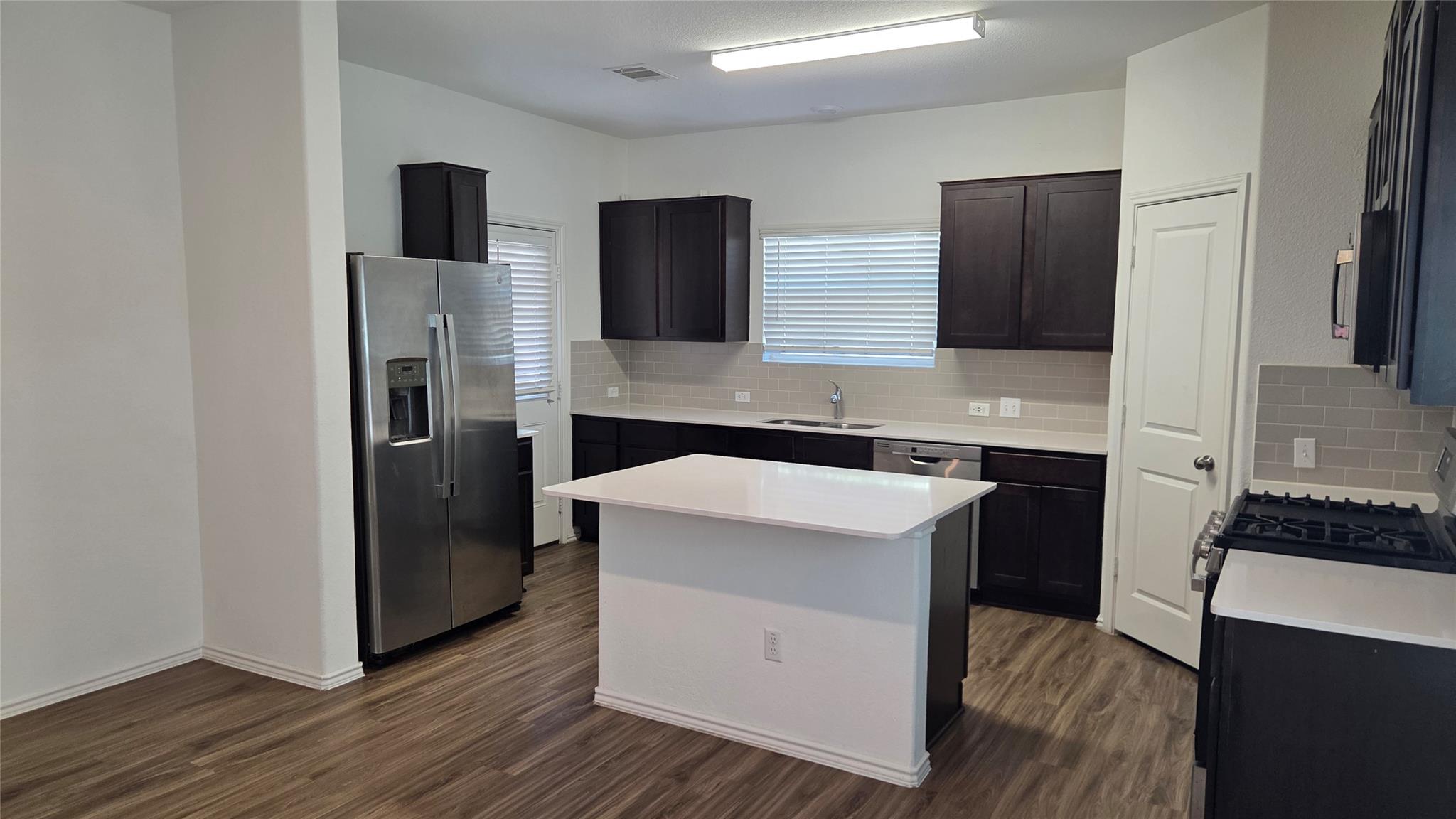 249 Red Buckeye LOOP — photo 5