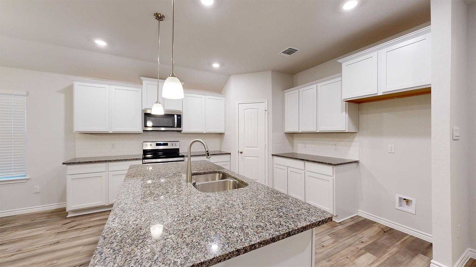 217 Dora DR — photo 4