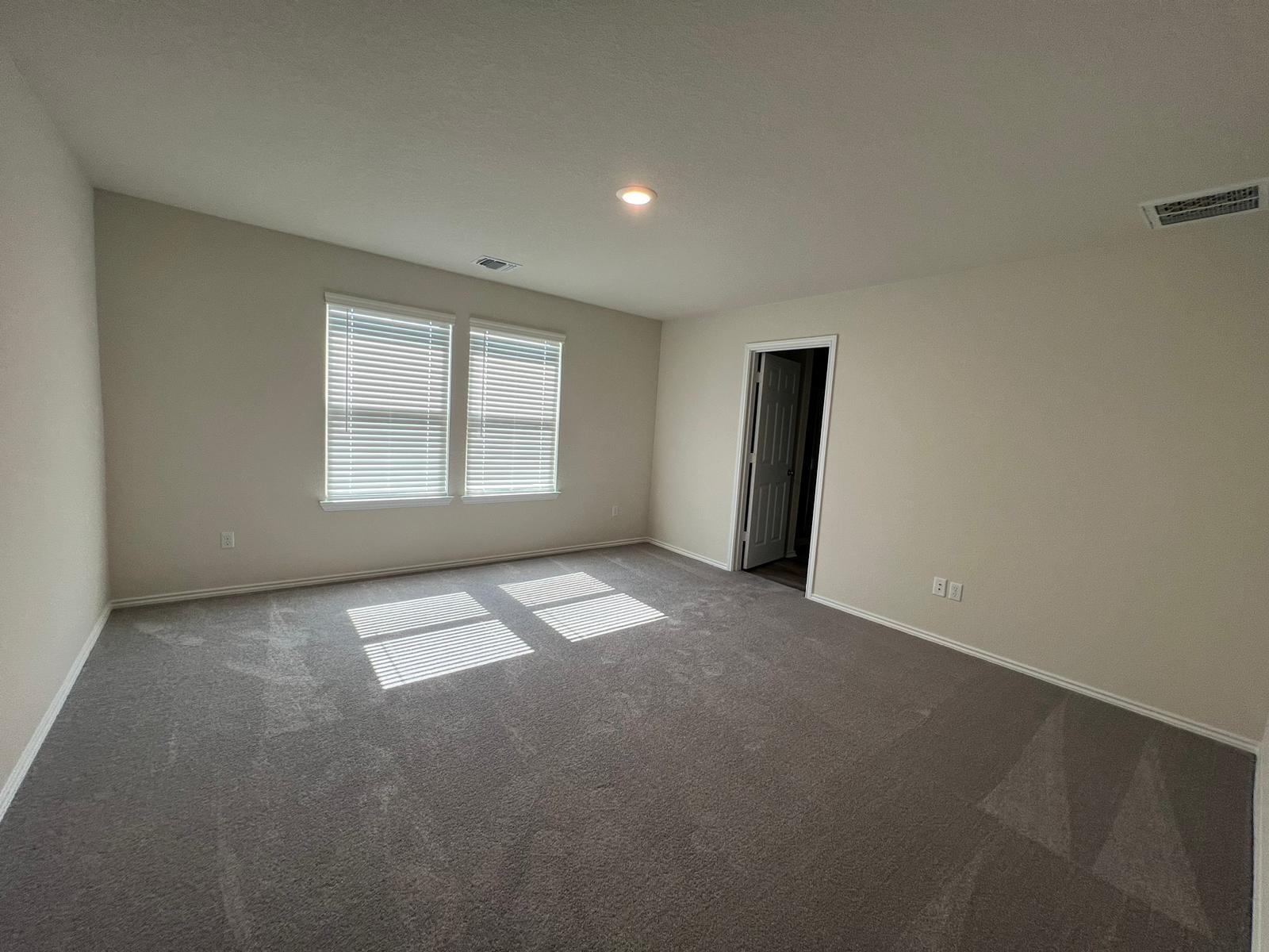40 Pacific Loon ST — photo 5