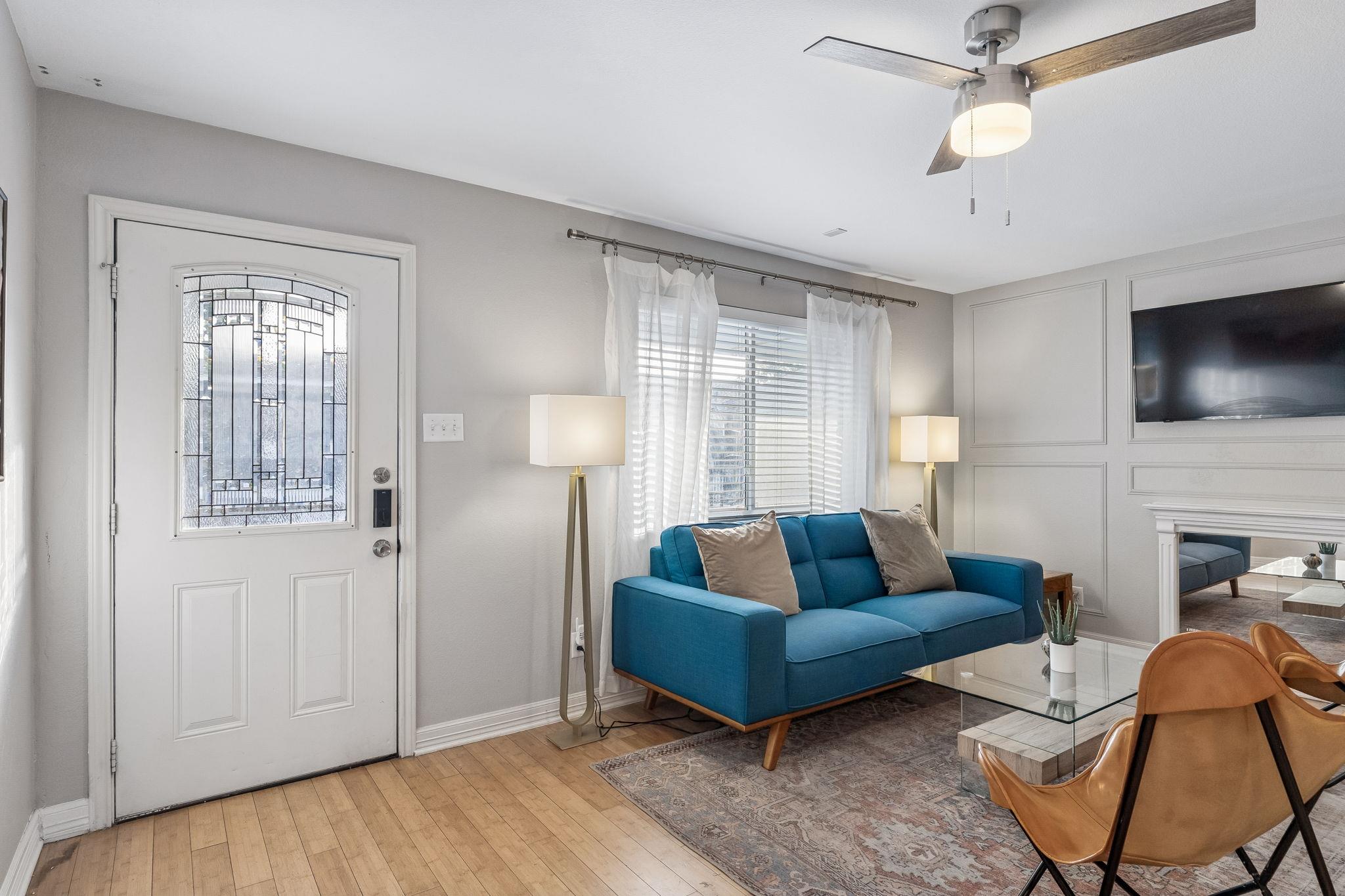 1307 Norwalk LN #203 — photo 3