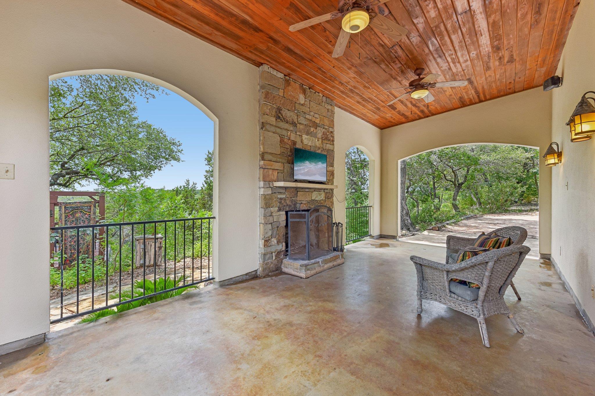 25317 Singleton Bend East RD — photo 4