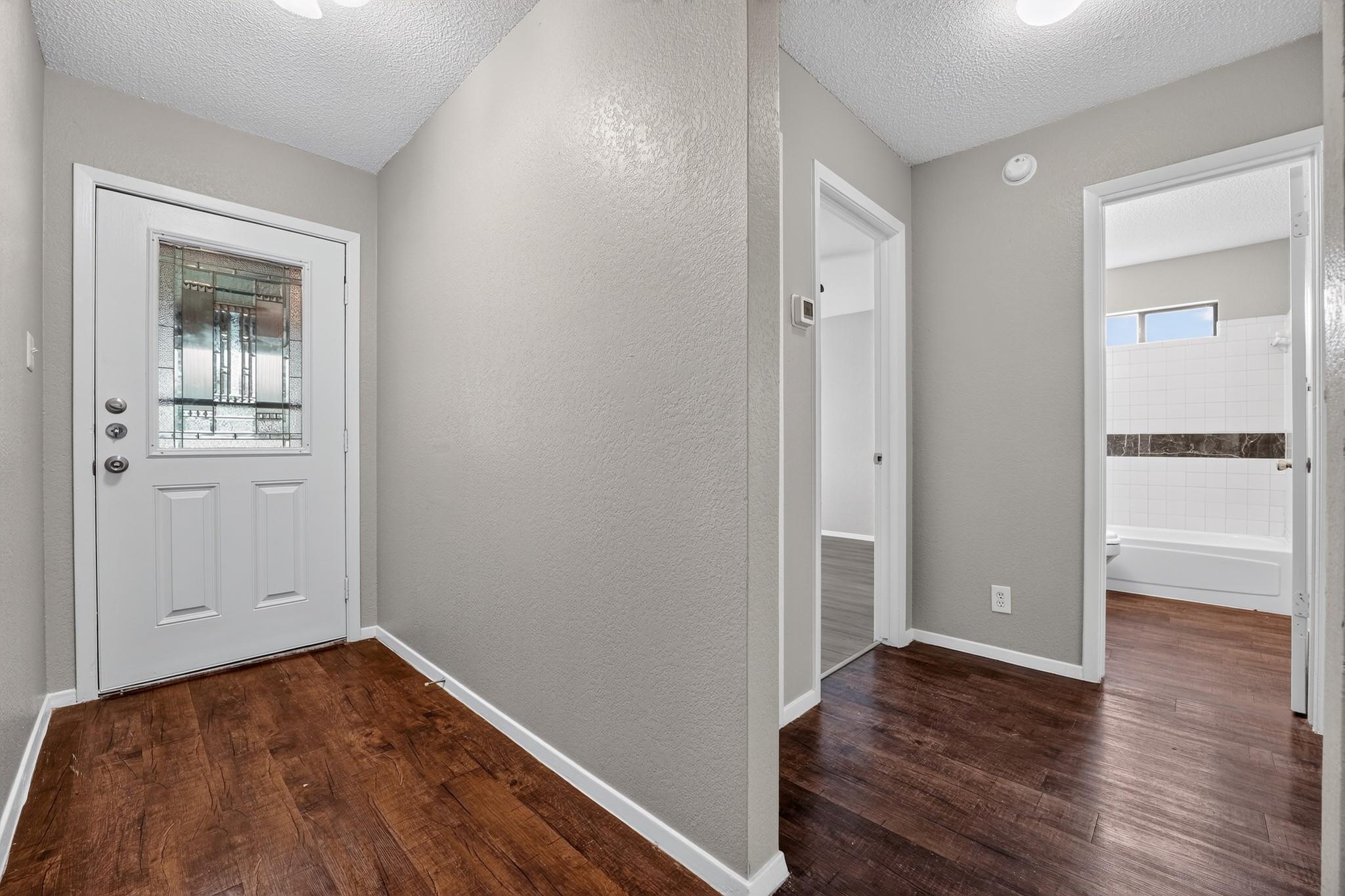 1509 Taron DR — photo 4