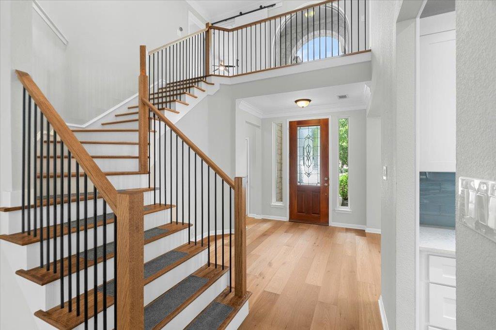 5301 Deerwood LN — photo 3