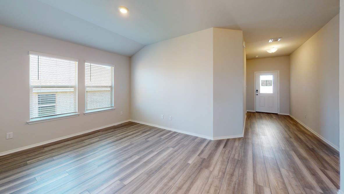 201 Dora DR — photo 3