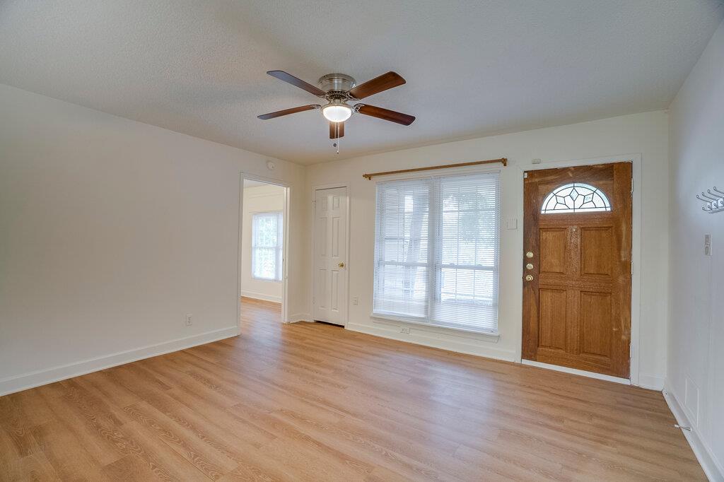 509 Treys WAY — photo 4