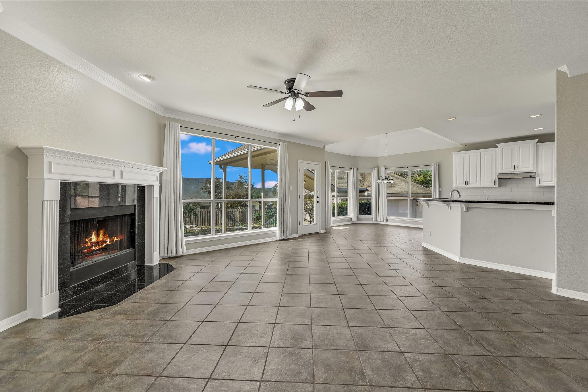 10802 Hastings LN — photo 5