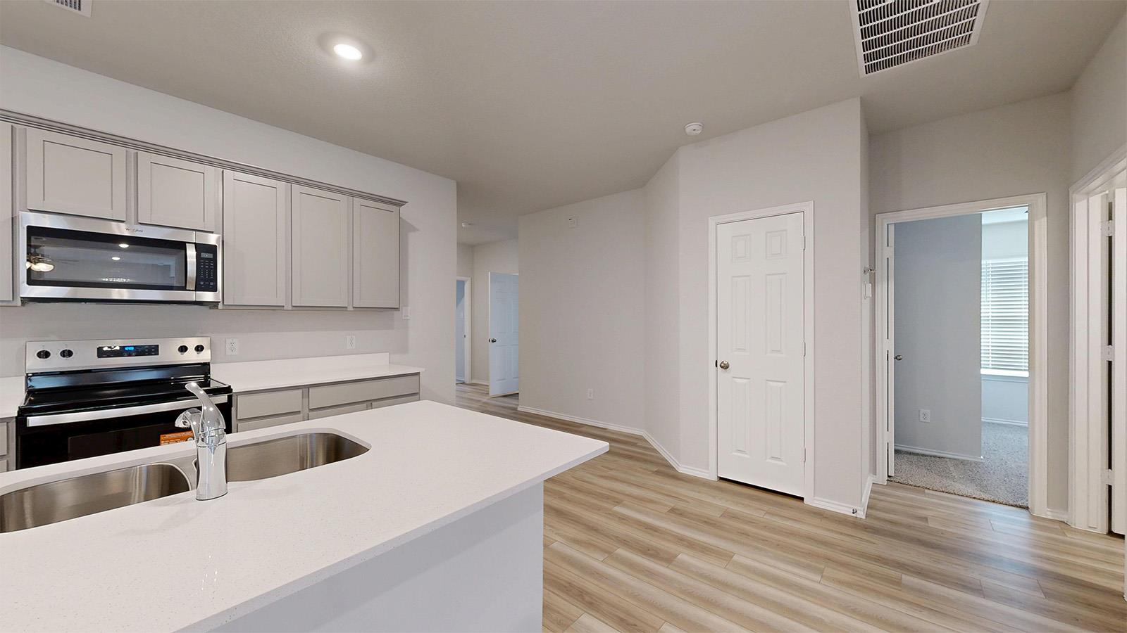353 Presley DR — photo 5