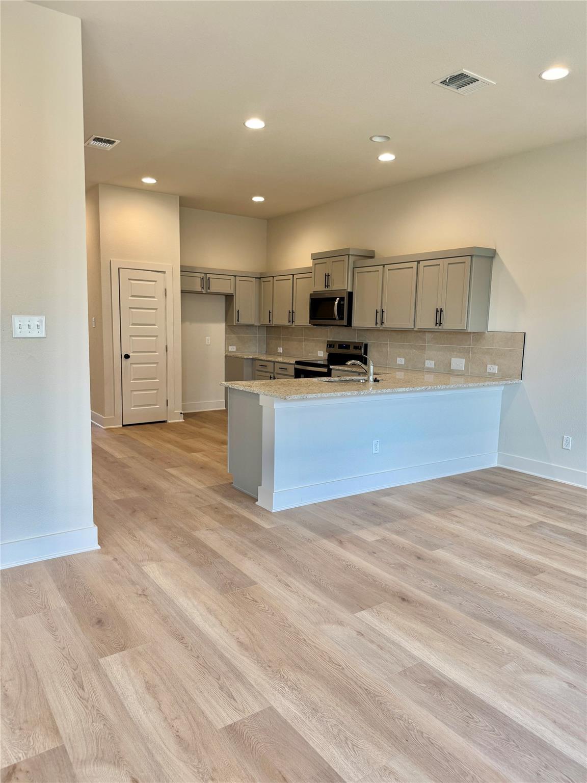 101 Zayd CT #A — photo 3