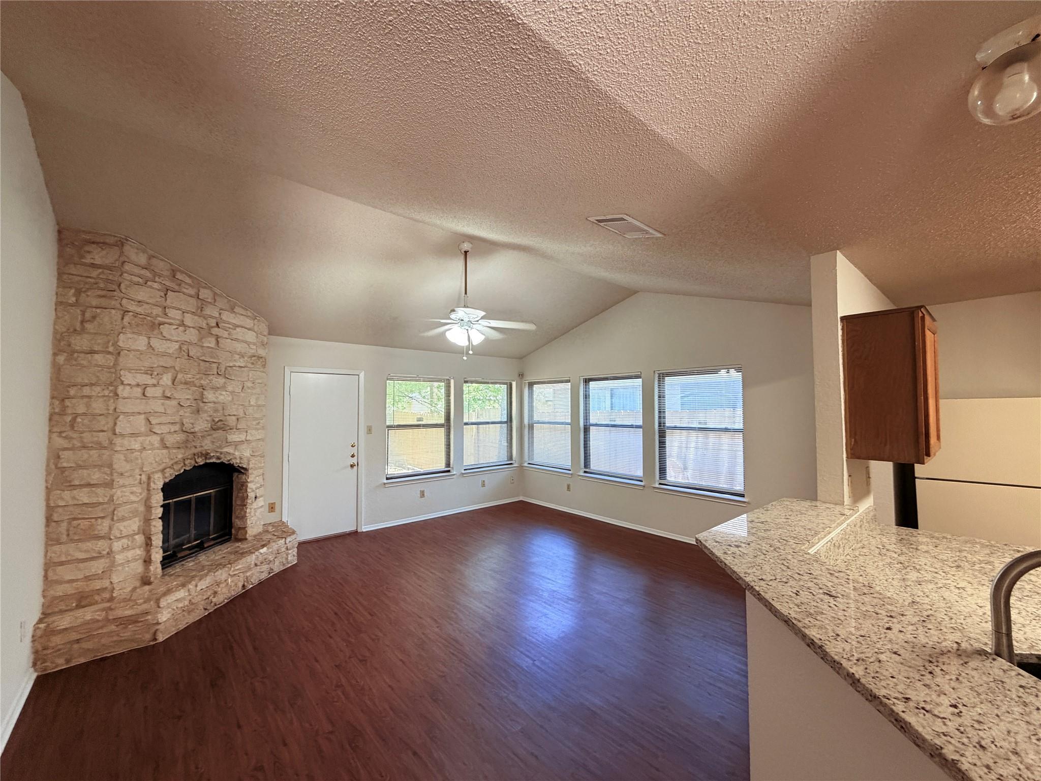 2013 James PL — photo 3