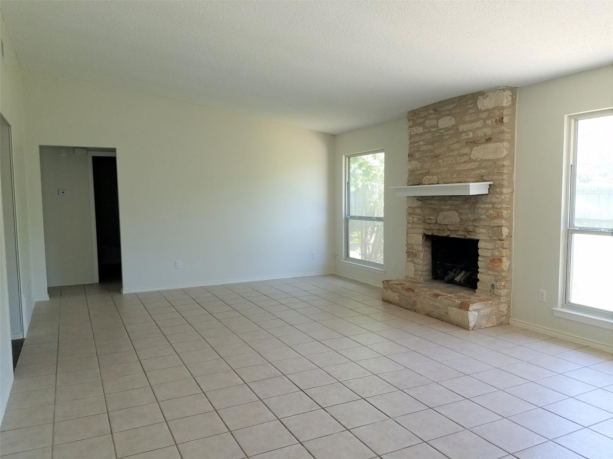 3607 Cornerstone ST — photo 3