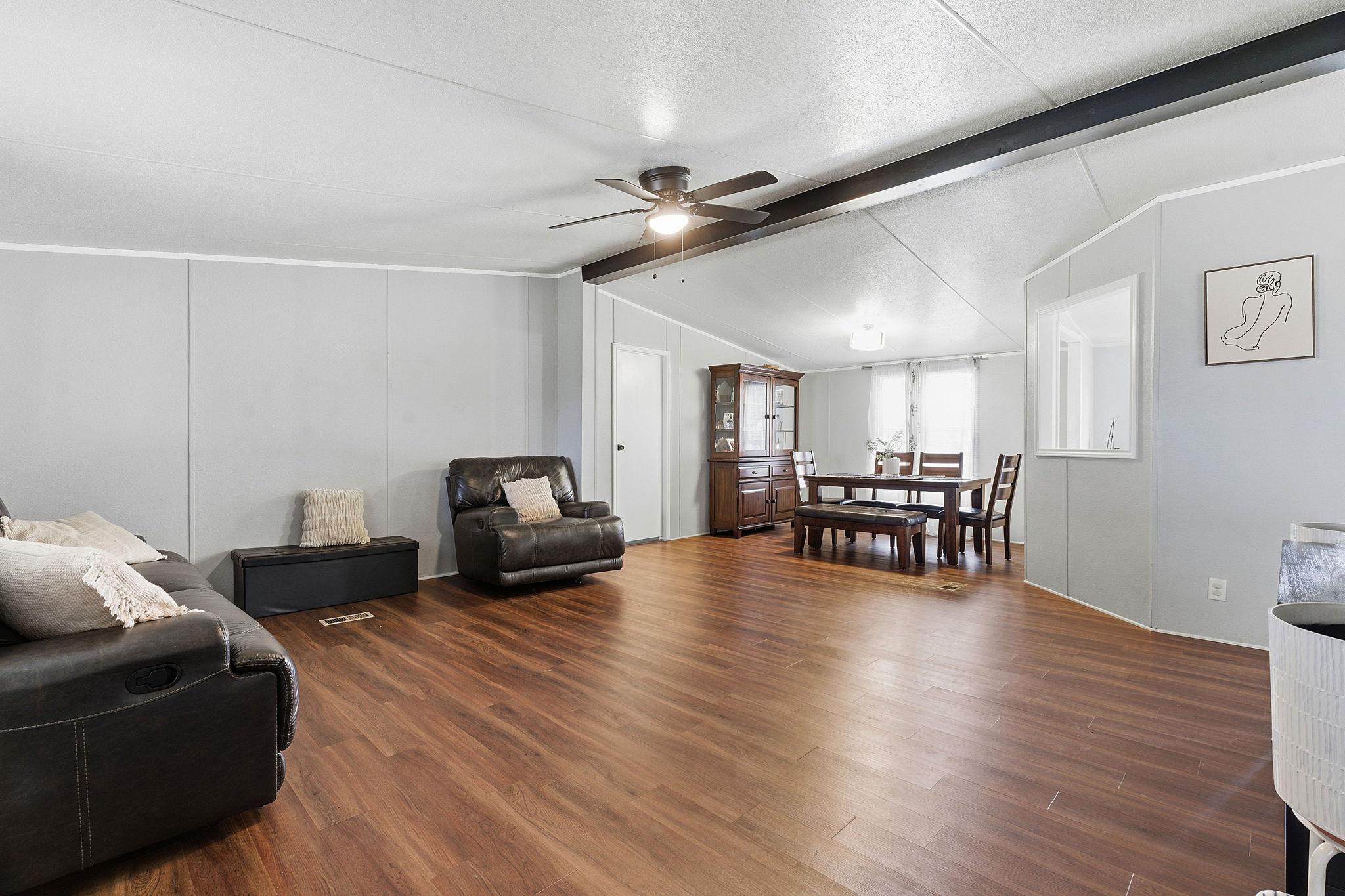 344 Coronado LN — photo 4