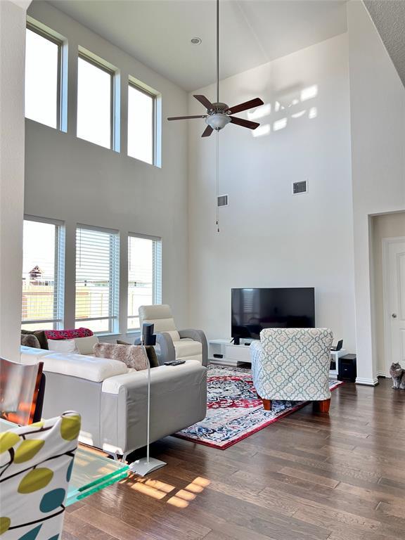 3900 Eland DR — photo 5