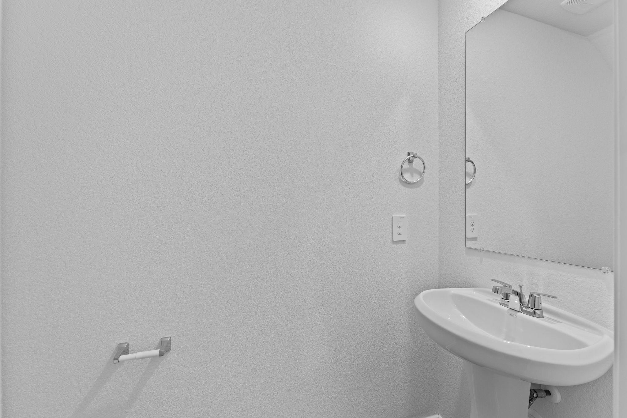 1039 Phantom Hill BLVD — photo 3