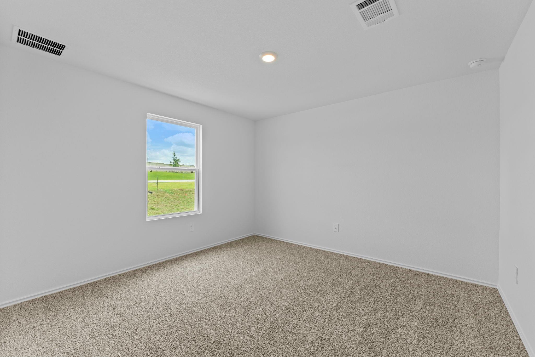 1039 Phantom Hill BLVD — photo 5