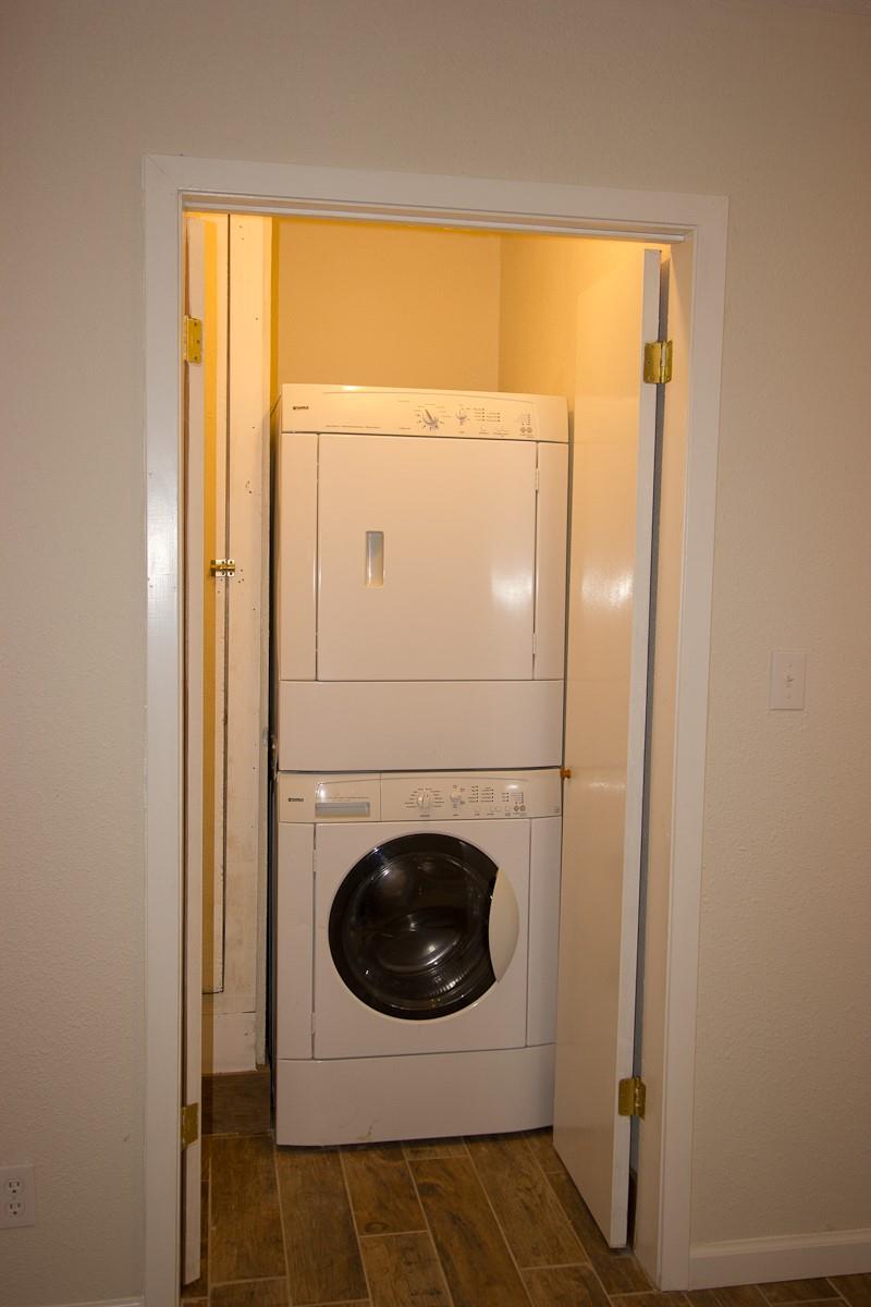 6110 Wing Feather DR — photo 3