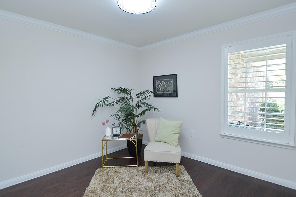 603 Chambers Creek CT — photo 4